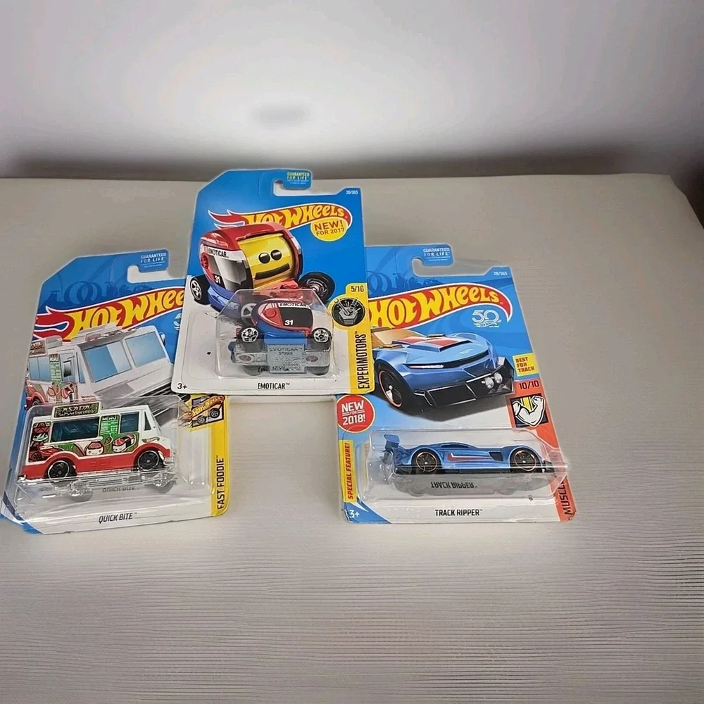 Hot Wheels Lot Quick‎ Bite, Emoticar, Track Ripper